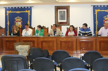 El pleno aprueba solicitar al Gobierno la ampliación del préstamo para hacer frente al Plan de Pago a Proveedores