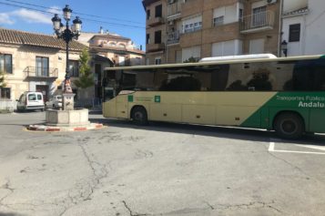 Alhendín solicita al Consorcio de Transportes que estudie la creación de una línea de autobús independiente para el municipio