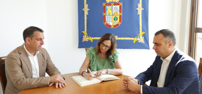 Firmado el convenio para la construcción del nuevo carril bici y peatonal de 1,5 kilómetros en Alhendín