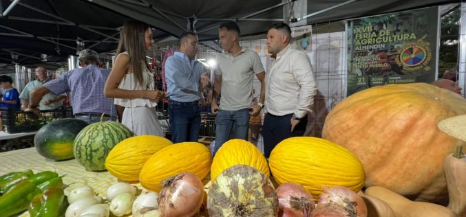 Alhendín fomenta a sus tradiciones y raíces con la XVII Feria de Productos Agrícolas y Artesanales