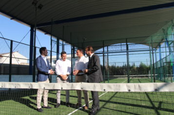 Las pistas de padel de Alhendín estrenan cubierta que ampliará los horarios de uso y la sostenibilidad