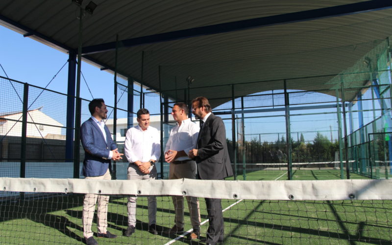 Las pistas de padel de Alhendín estrenan cubierta que ampliará los horarios de uso y la sostenibilidad
